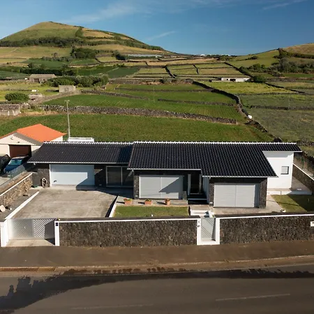 Casa Do Seaside House In The Azores بيت للعطل